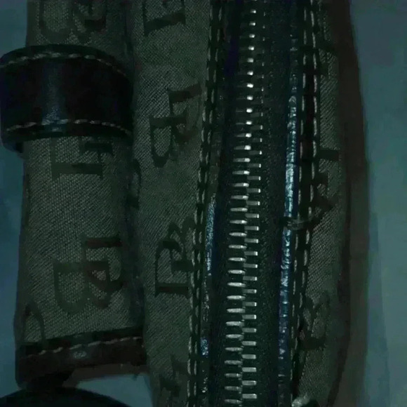 Dooney and Bourke crossbody purse(small)..Vintage - Picture 8 of 15